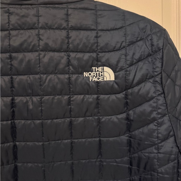 The North Face Men's Navy Puffer Jacket Medium - Picture 5 of 8